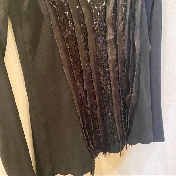 Daytrip Scoop Neck Black Sequin Top - Picture 3 of 6